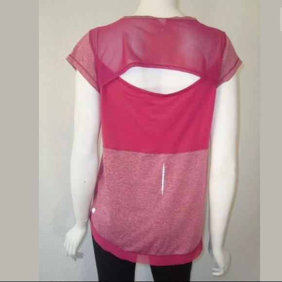 🎊Champion Medium Pink Mesh Spandex Athletic Top - Picture 2 of 2